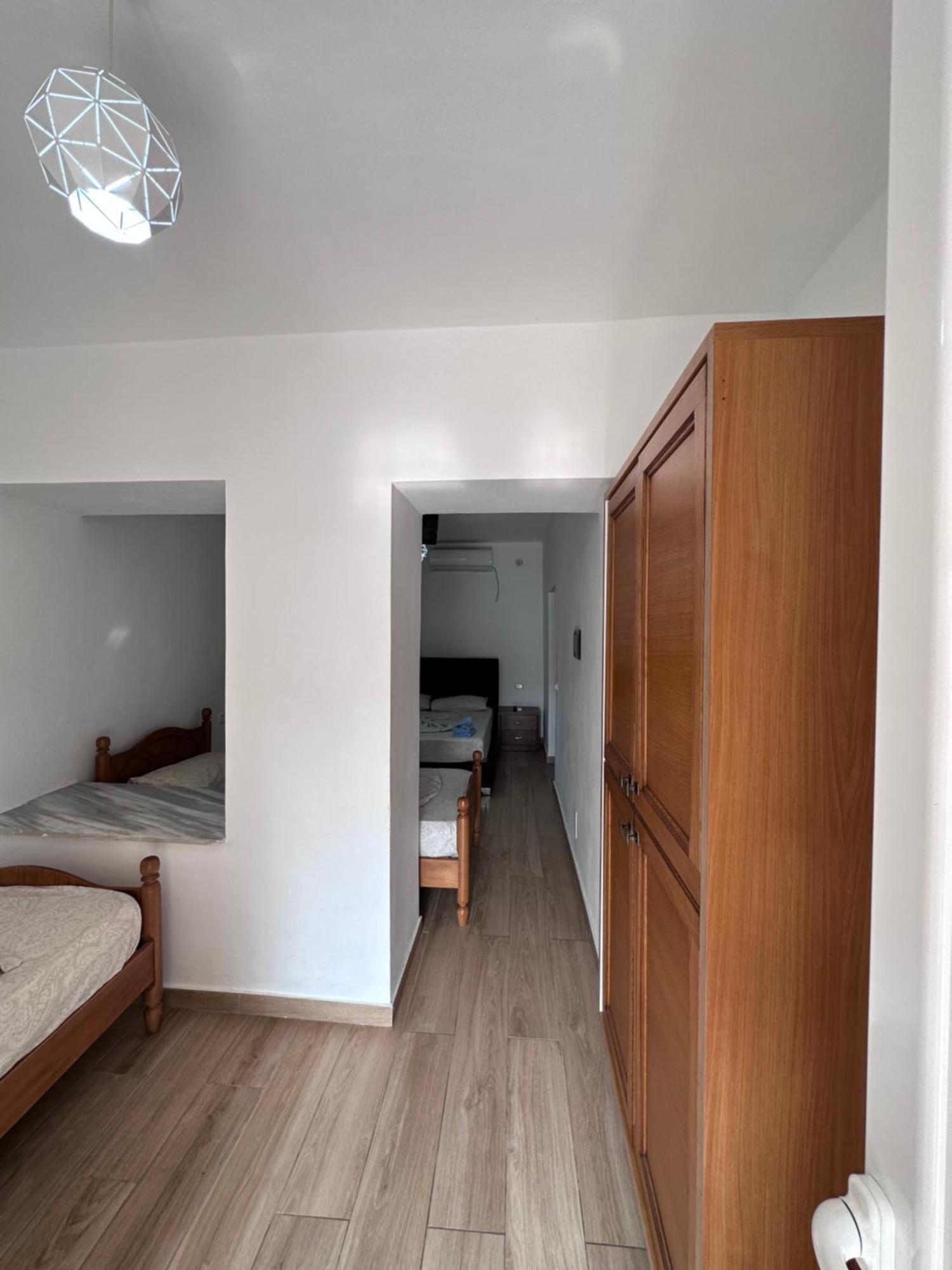 Jona Rooms Himarë Exterior foto